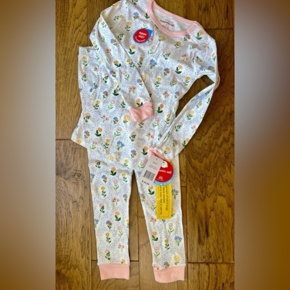 Magnetic Me Girls’ Organic Cotton Pajama Set,‎ Abbey Floral Print, Size 4T, NWT